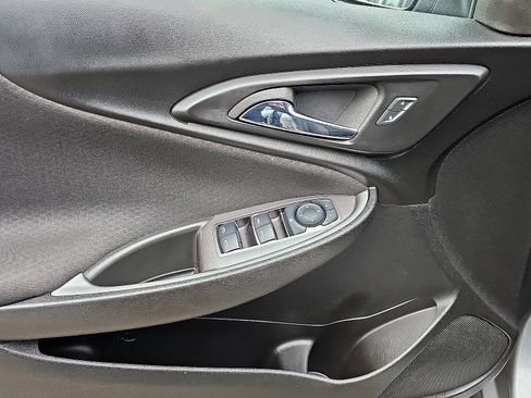 Used 2023 Chevrolet Malibu LT image 12