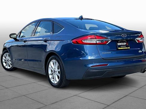 Used 2019 Ford Fusion SE image 12