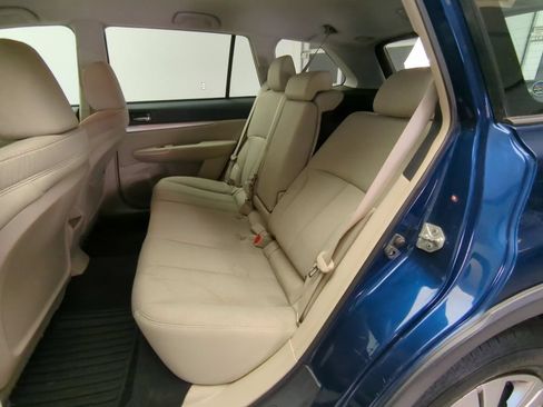 Used 2011 Subaru Outback 2.5i AWD/4WD image 24