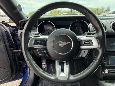Used 2019 Ford Mustang Coupe RWD image 15