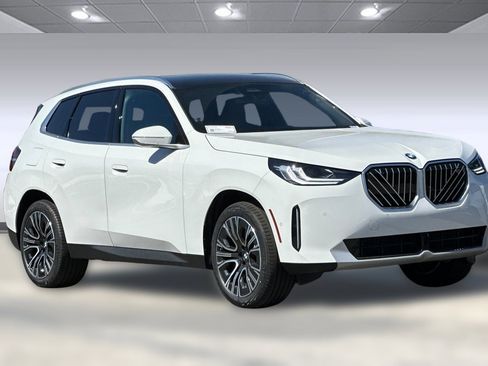 Used 2025 BMW X3 xDrive30i w/ Convenience Package image 6