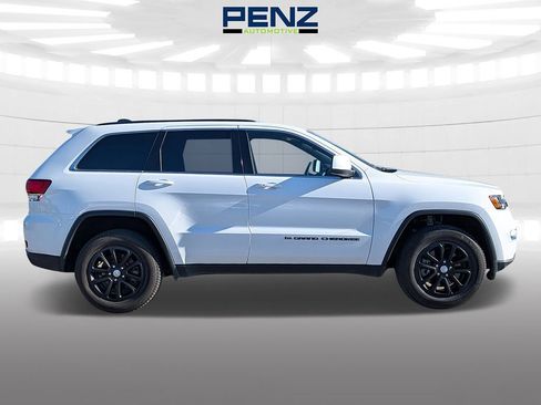 Used 2022 Jeep Grand Cherokee Laredo E w/ Security & Convenience Group AWD/4WD image 8
