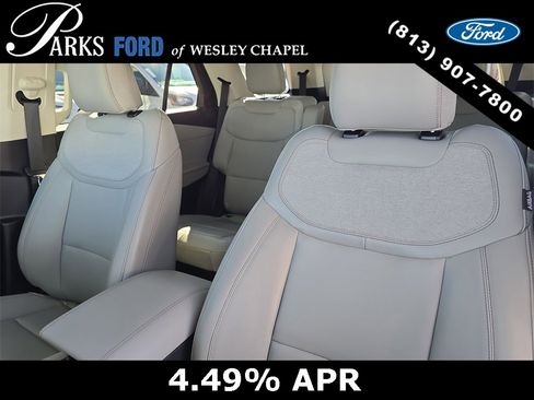 Certified 2025 Ford Explorer Active w/ Active Comfort Package image 21