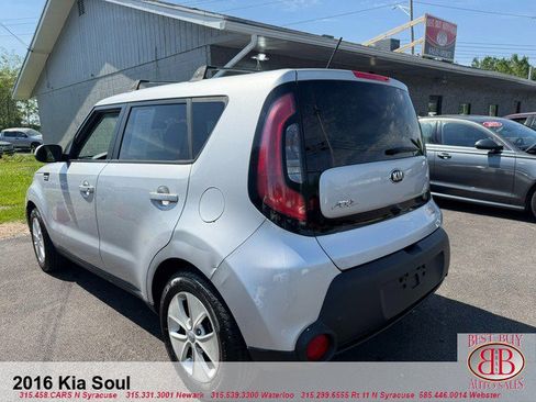 Used 2016 Kia Soul w/ Convenience Package FWD image 5