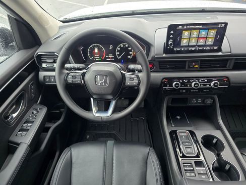 New 2025 Honda Pilot EX-L image 16
