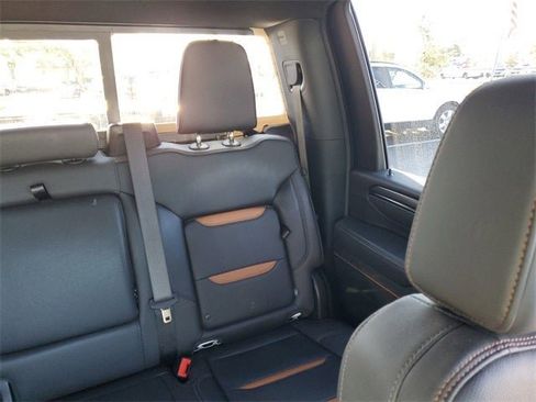 Used 2025 GMC Sierra 2500 AT4 w/ AT4 Premium Plus Package image 60