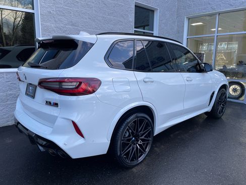 Used 2021 BMW X5 M w/ Competition Package AWD/4WD image 37