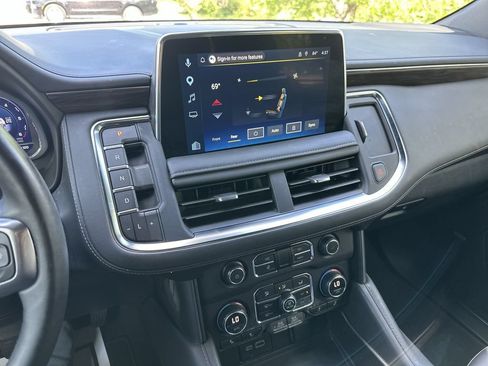 Used 2023 Chevrolet Tahoe Z71 w/ Z71 Off-Road Package AWD/4WD image 19