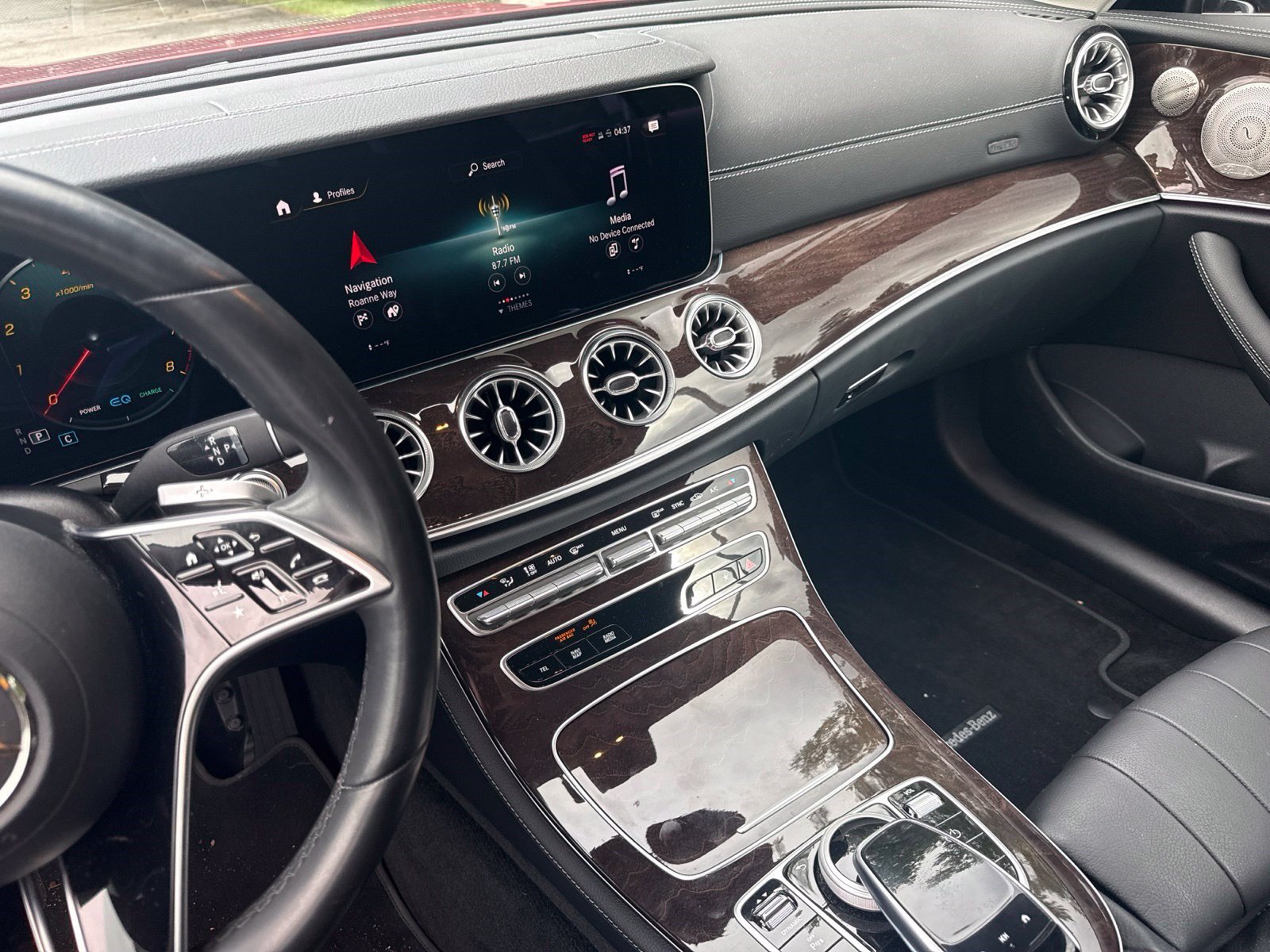 Used 2023 Mercedes-Benz E 450 Cabriolet image 18