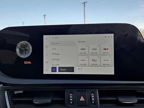 Used 2024 Lexus ES 350 w/ Premium Package image 19