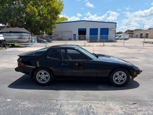 Used 1988 Porsche 924 S RWD image 78