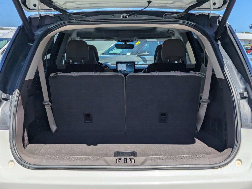Used 2021 Lincoln Aviator Reserve w/ Equipment Group 201A AWD/4WD image 13
