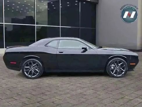 Used 2022 Dodge Challenger SXT w/ Blacktop Package image 6