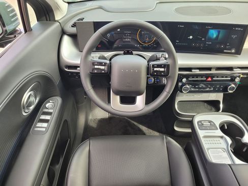 New 2026 Hyundai Ioniq 9 SEL image 8