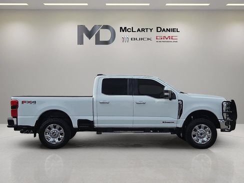 Used 2025 Ford F250 Lariat w/ Chrome Package AWD/4WD image 15