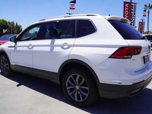 Used 2022 Volkswagen Tiguan SE FWD image 5