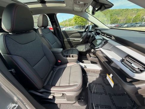 New 2027 Chevrolet Bolt RS w/ Technology Package FWD image 38