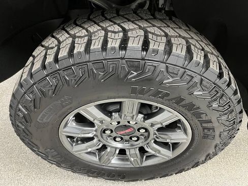 Used 2026 GMC Sierra 1500 AT4X AWD/4WD image 15