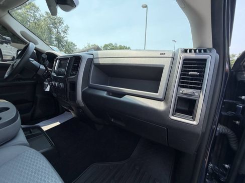 Used 2018 RAM 2500 Tradesman w/ Chrome Appearance Group AWD/4WD image 34
