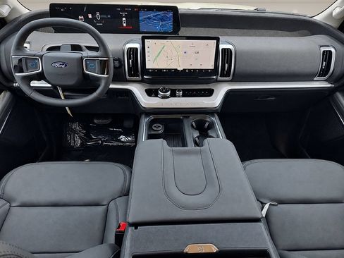 New 2027 Ford Expedition Max Active RWD image 11
