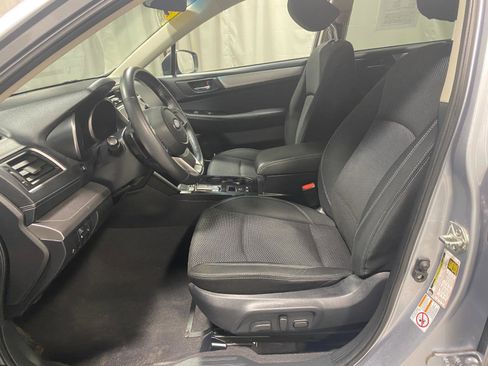 Used 2018 Subaru Outback 2.5i Premium image 14
