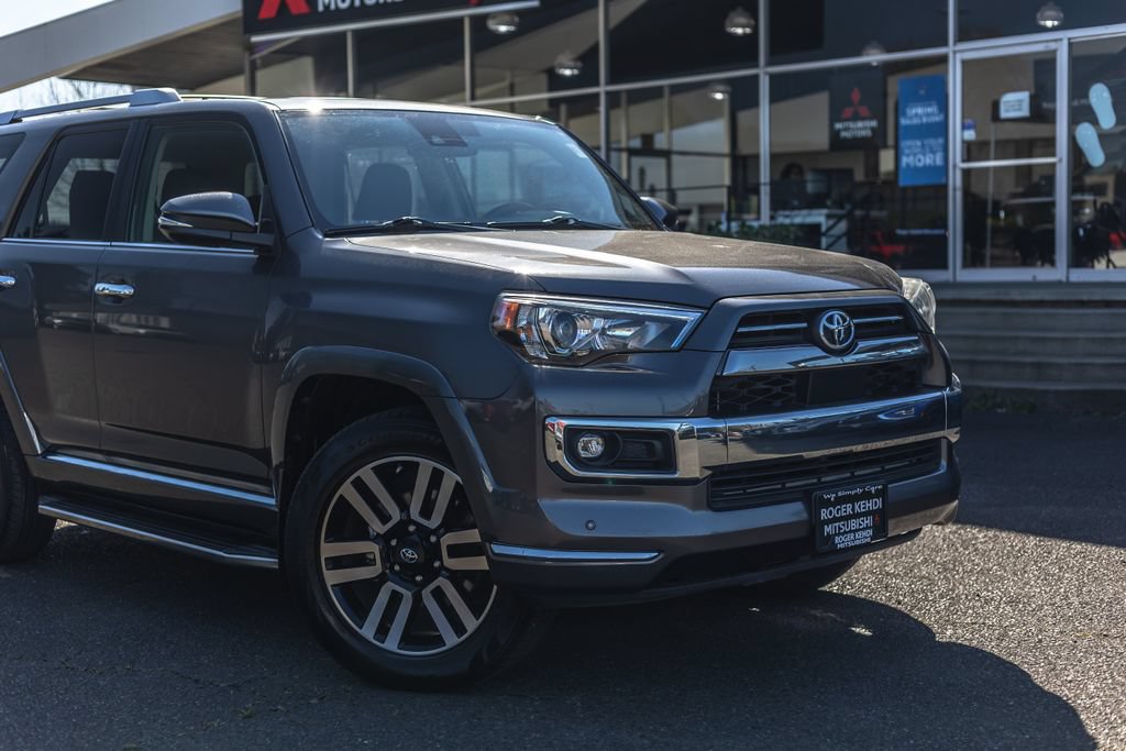 Used 2021 Toyota 4Runner Limited AWD/4WD image 3