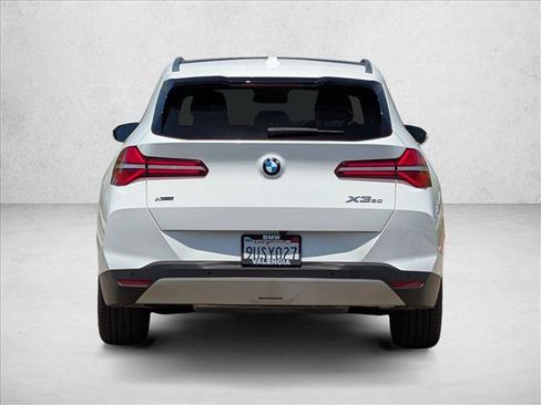 Used 2025 BMW X3 xDrive30i w/ Premium Package AWD/4WD image 7