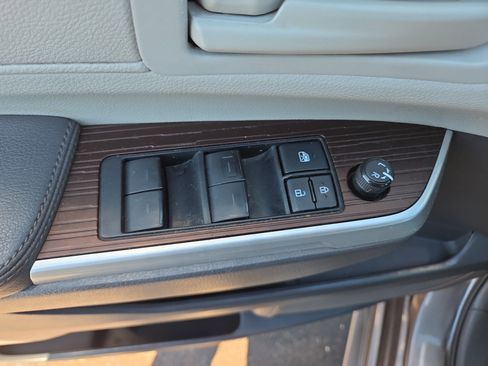 Certified 2021 Toyota Sienna LE image 30