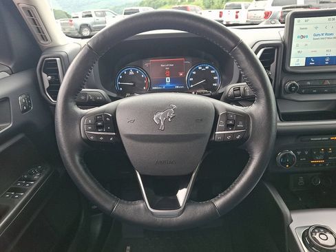 Used 2023 Ford Bronco Sport Outer Banks w/ Tech Package AWD/4WD image 19