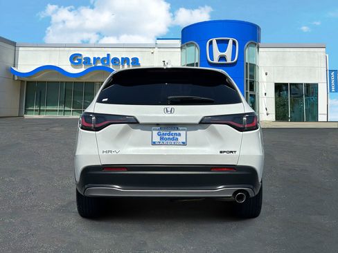 Certified 2024 Honda HR-V Sport image 5