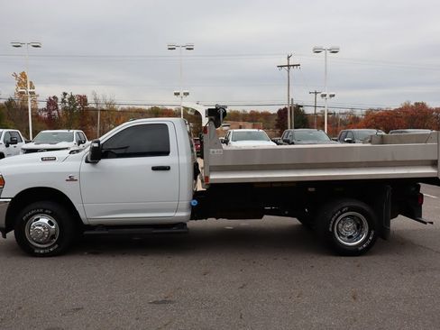 Used 2024 RAM 3500 Tradesman image 33