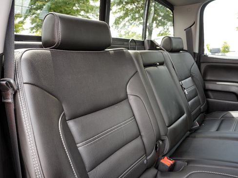 Used 2019 GMC Sierra 2500 Denali w/ Duramax Plus Package AWD/4WD image 36