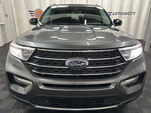 Used 2024 Ford Explorer XLT w/ Equipment Group 202A AWD/4WD image 3