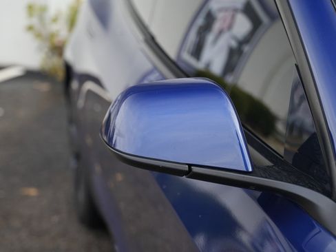 Used 2025 Tesla Model 3 Long Range image 9