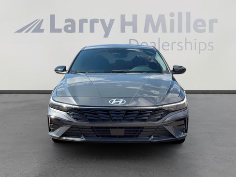 New 2026 Hyundai Elantra SEL Sport Premium FWD image 12