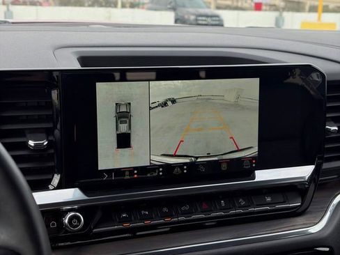 Certified 2024 GMC Sierra 1500 SLT image 11