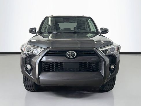 Used 2023 Toyota 4Runner SR5 Premium w/ Moonroof Package RWD image 3