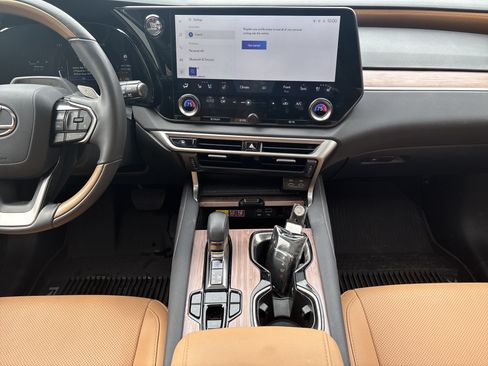 Certified 2025 Lexus RX 350 Premium w/ Convenience Package AWD/4WD image 30