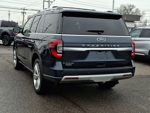 Certified 2024 Ford Expedition Platinum image 8