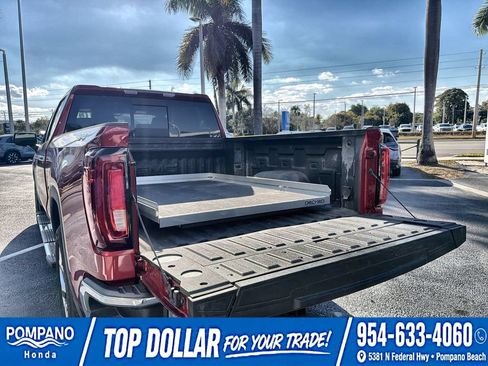 Used 2023 GMC Sierra 1500 SLT w/ SLT Premium Plus Package AWD/4WD image 32