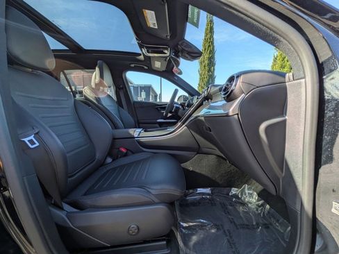 Used 2026 Mercedes-Benz GLC 300 image 22