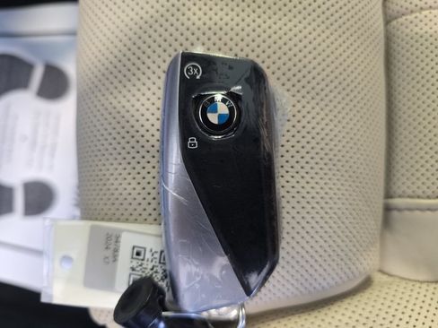 Used 2024 BMW X7 xDrive40i w/ Executive Package AWD/4WD image 41