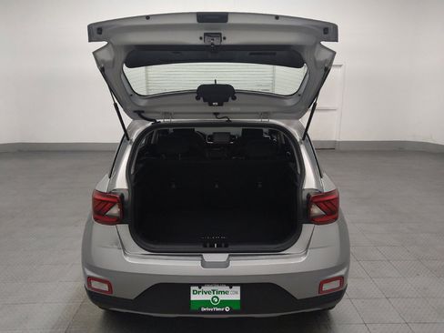 Used 2024 Hyundai Venue SEL FWD image 29