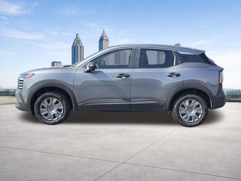 Used 2025 Nissan Kicks S FWD image 2