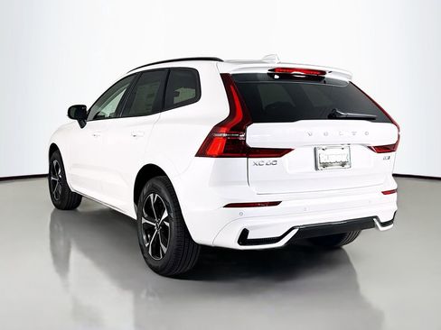 New 2026 Volvo XC60 B5 Core AWD/4WD image 5