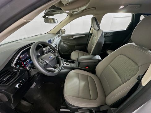 Used 2020 Ford Escape S image 13