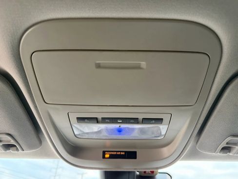 Used 2016 Chevrolet Colorado LT w/ Luxury Package, Chrome image 22