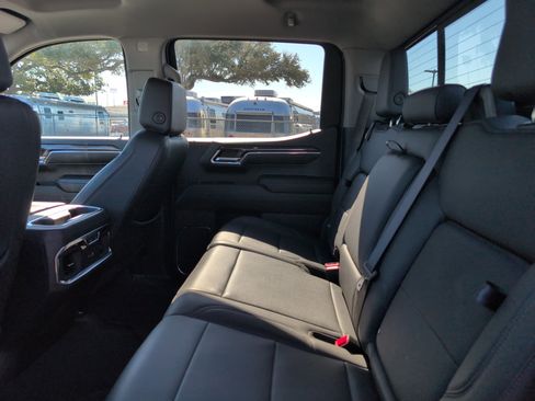 Used 2024 Chevrolet Silverado 1500 LTZ w/ LTZ Convenience Package II image 32