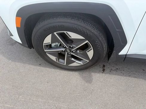 Used 2025 Hyundai Tucson SEL FWD image 8