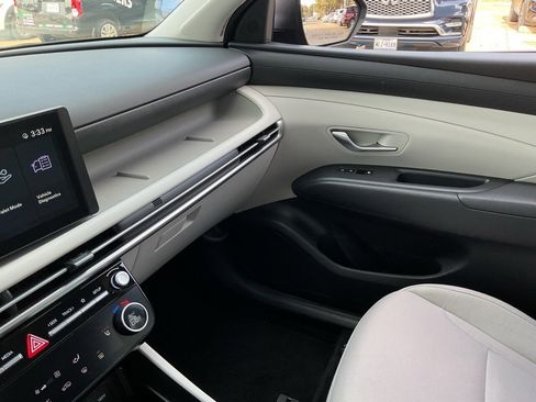 Used 2025 Hyundai Tucson SEL image 37